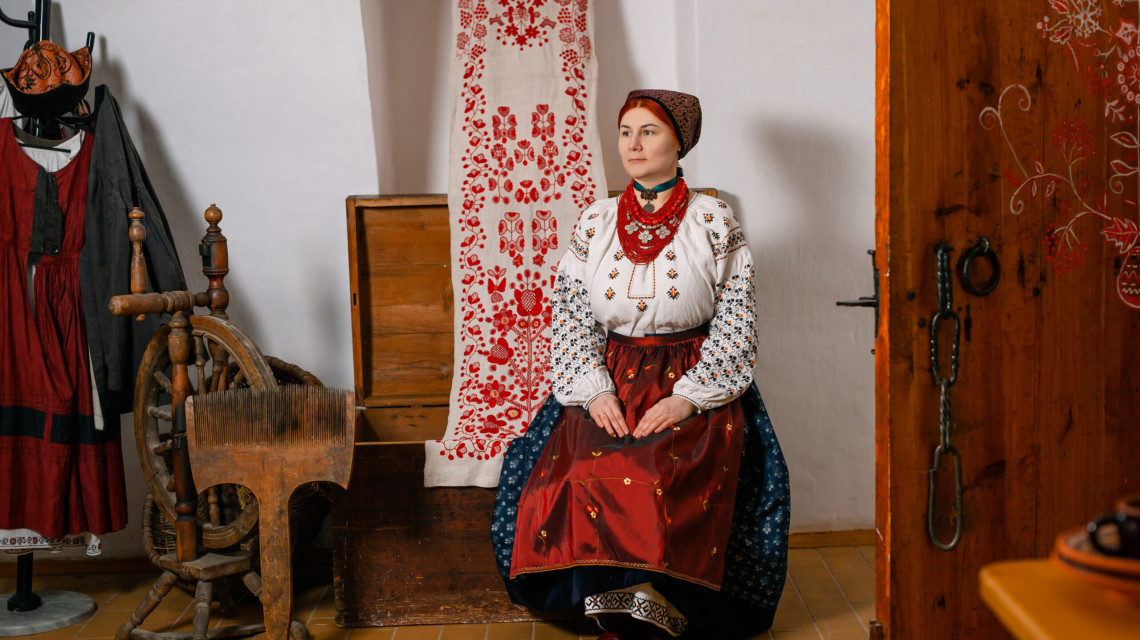 Секрети жіночої скрині - родинні посиденьки